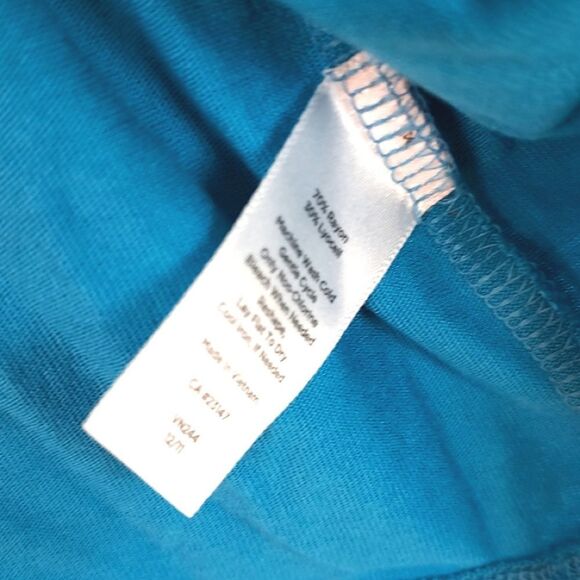 Talbots Women's Waterfall Neckline Sleeveless Top - Picture 4 of 4